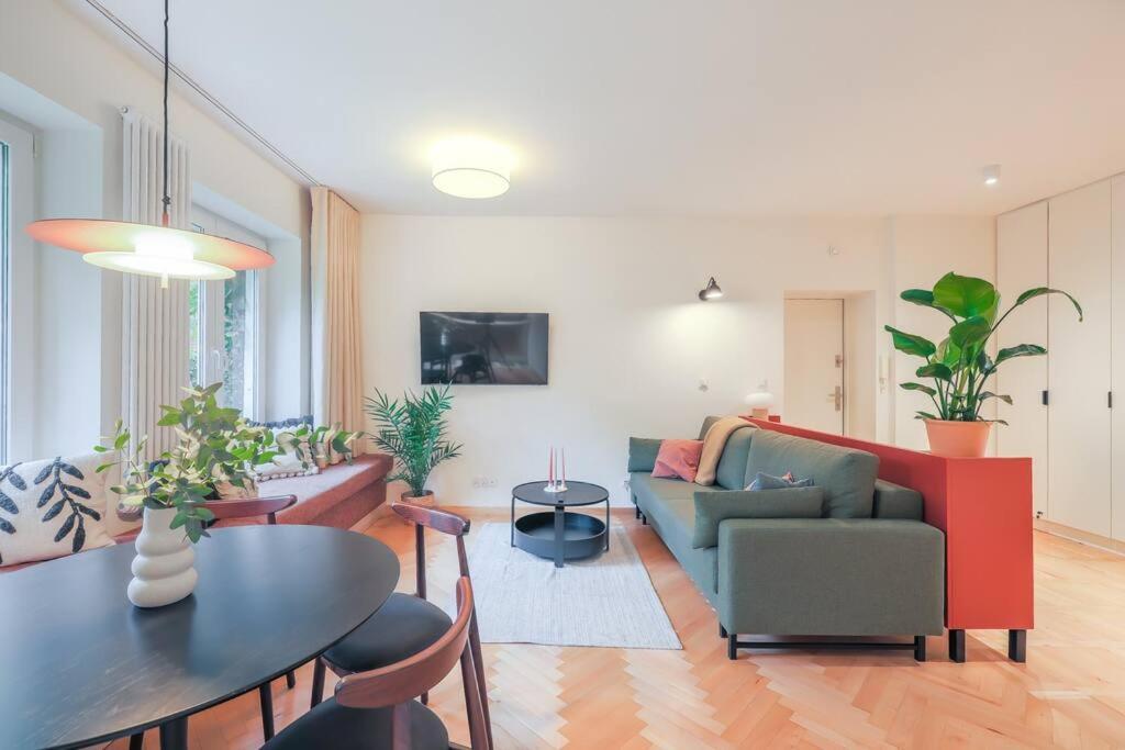 Cityscape Haven: Urban Retreat Gdańsk Eksteriør bilde